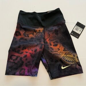 NWT Nike Women's Sportswear One Airxotic Multicolor Bike Shorts, Size XS